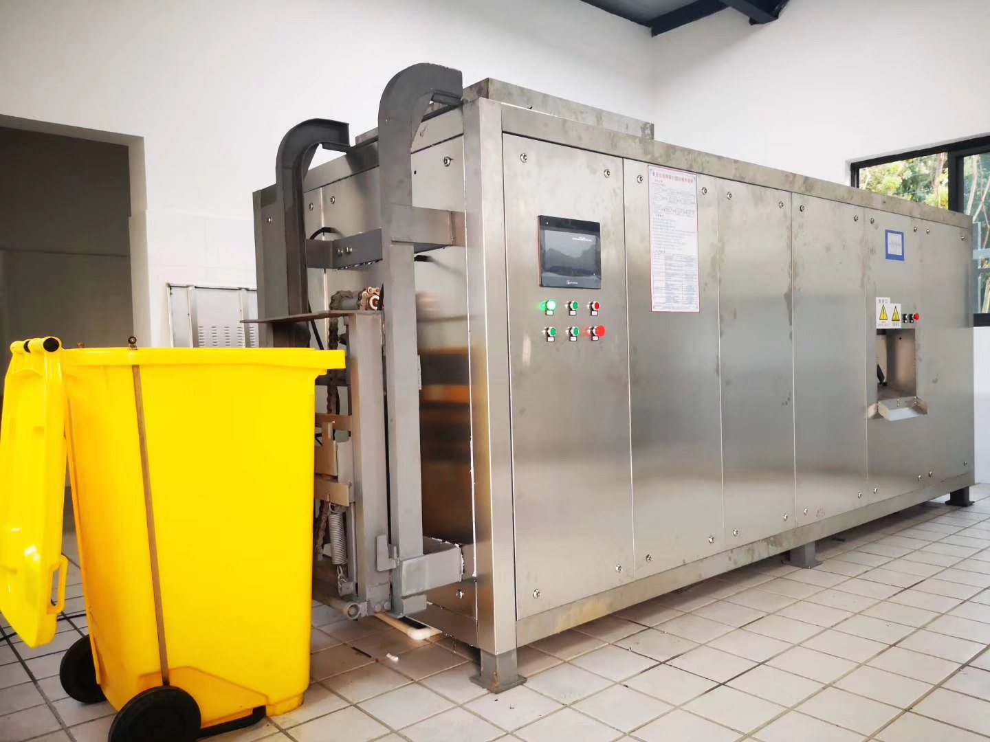 50噸廚余垃圾處理設(shè)備-無(wú)錫市公安局